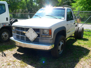 657, 1998 GMC 3500HD used truck for sale