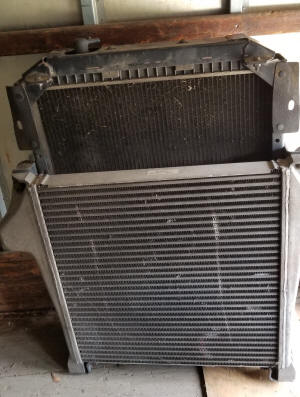 872, GMC T6500 used radiator