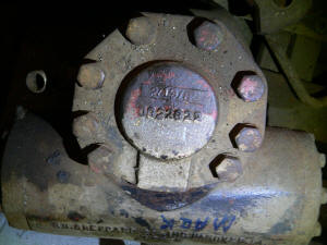 Mack used RH Sheppard steering gear box 282S-4, 0922322, 82F1357